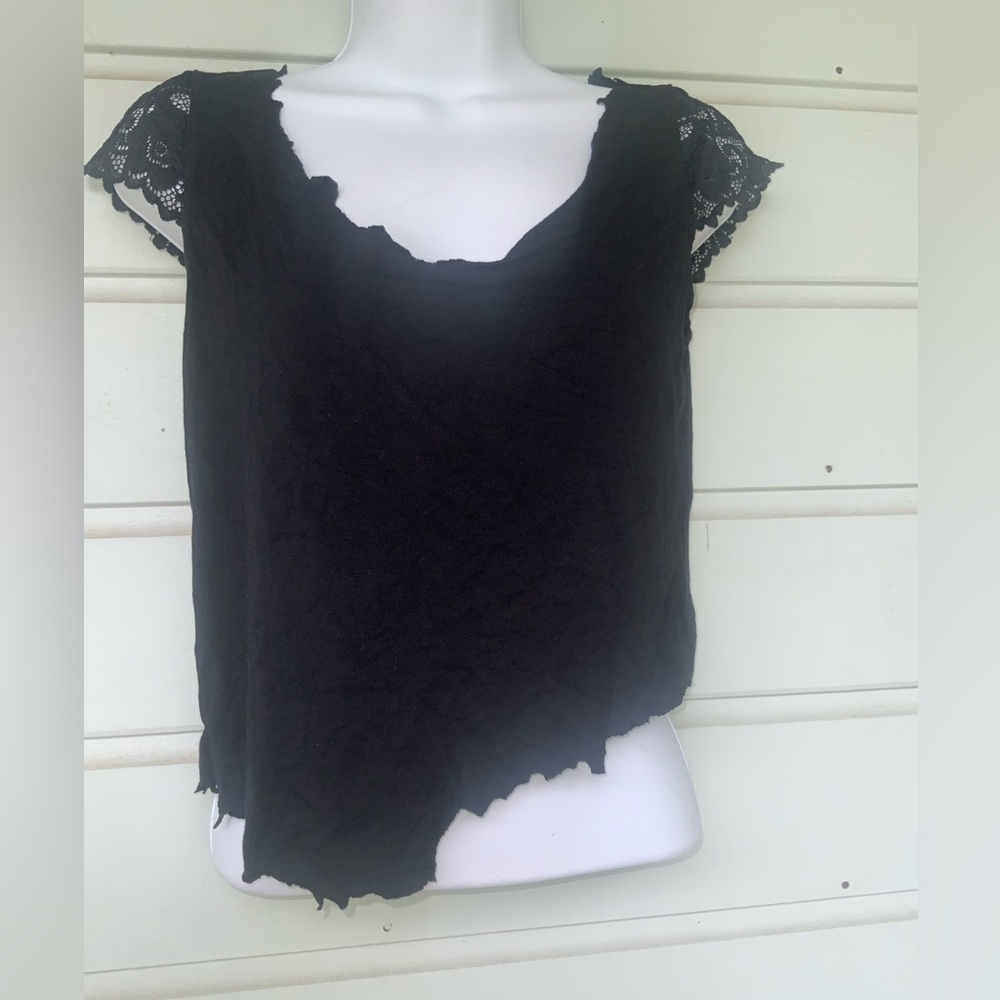 DIY Scoop-Neck Black Cropped Distressed Top w/ Lace Sleeves Sz S/M